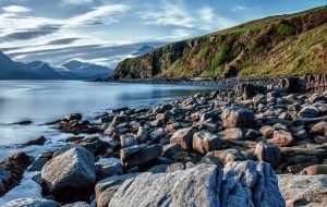 雾锁苍山，风携清欢